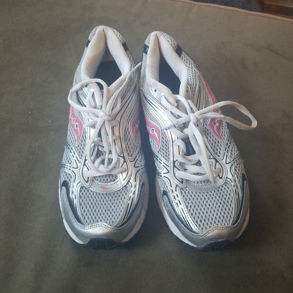 Saucony